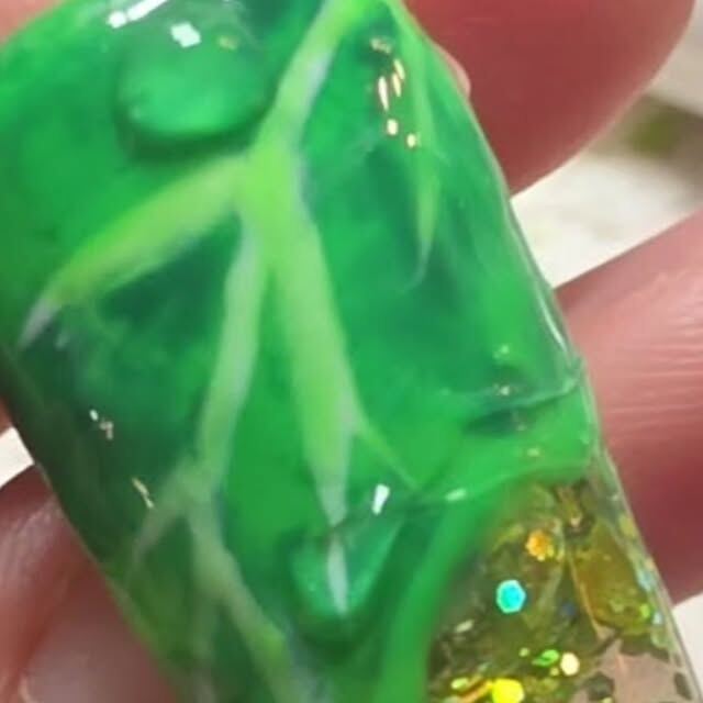 Green aquarium nail detail study by Sashia Hunter